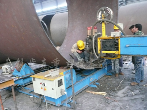 <b>單節筒體縱縫焊接</b>